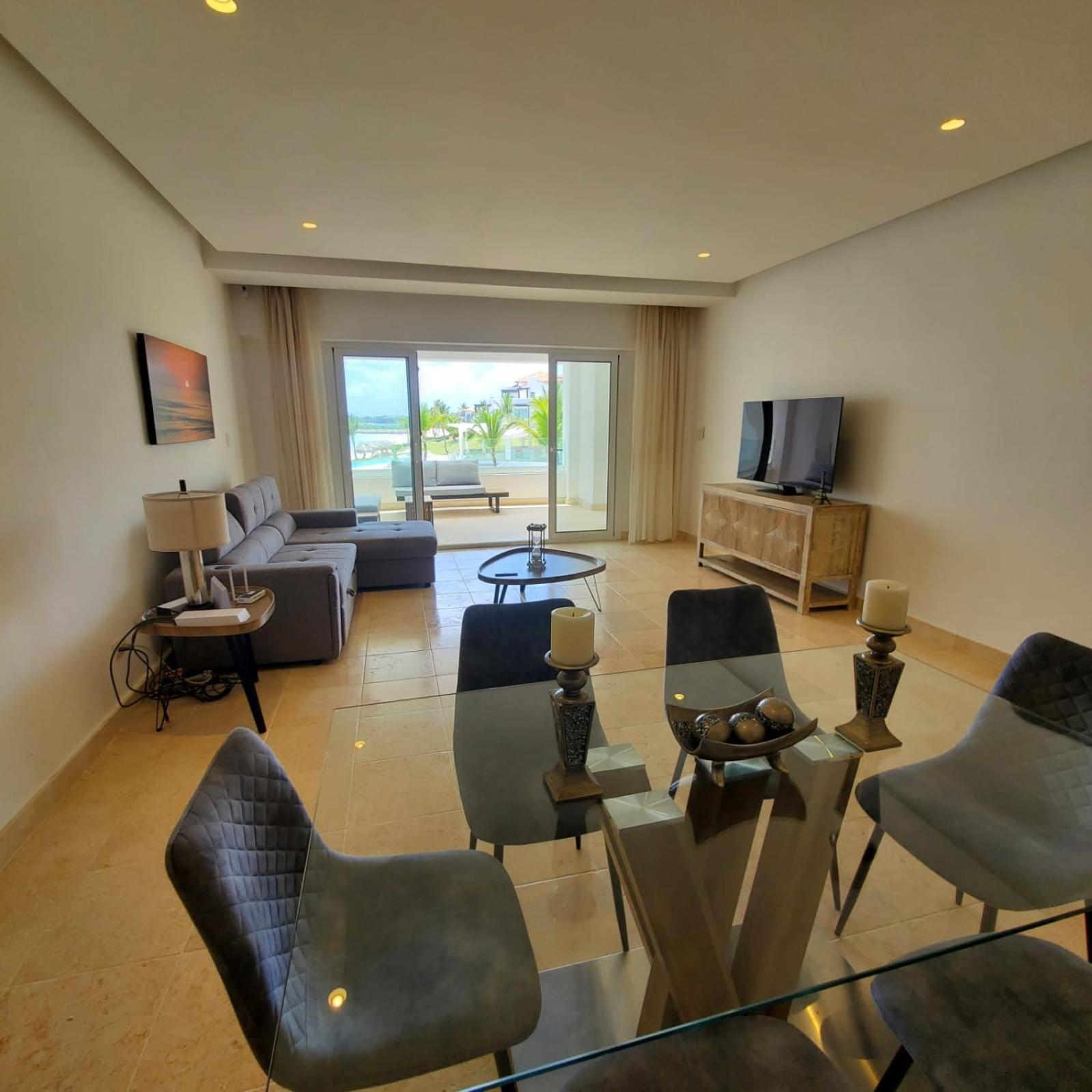 H25 Beachfront Punta Palmera Capcana * Punta Cana