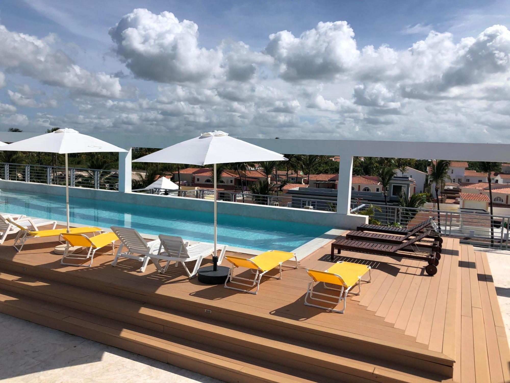 Sunny With Rooftop Pool And - Playa Corales Apartahotel 5*