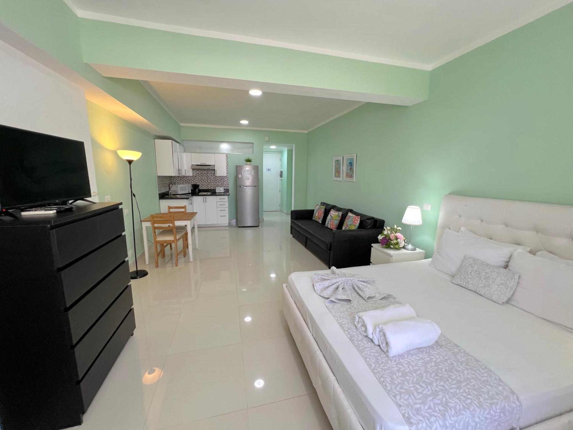Apartahotel Sunny With Rooftop Pool And - Playa Corales Punta Cana