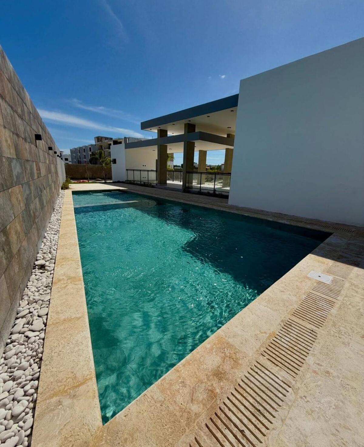 Paraiso Lorenzo, Private Pool,