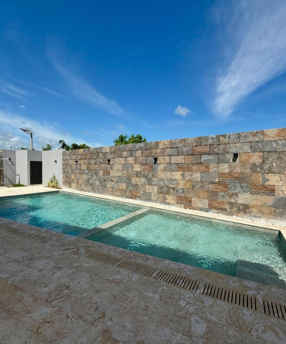 Paraiso Lorenzo, Private Pool, *
