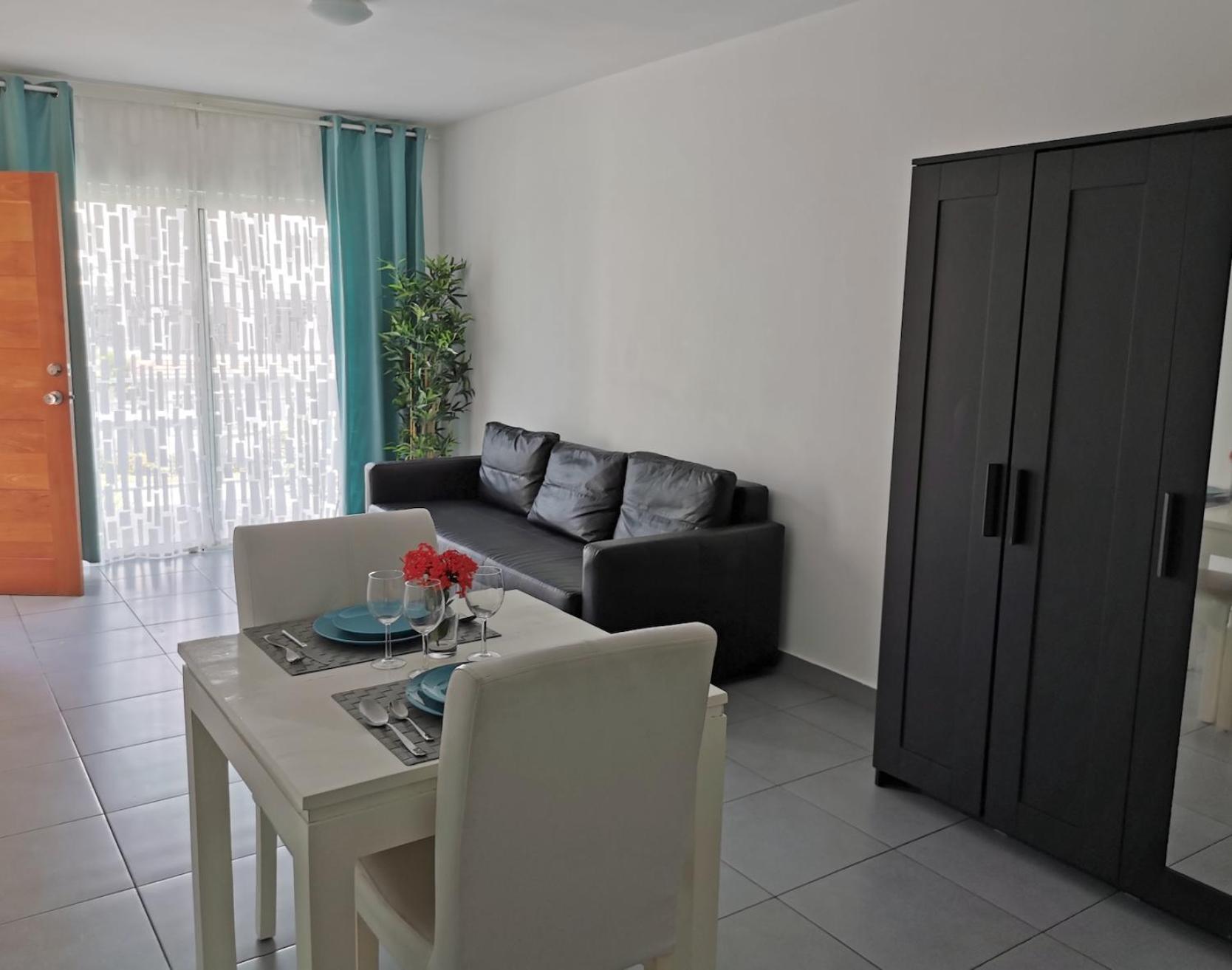 Apartamento Paradise With Tropical Pool And Access