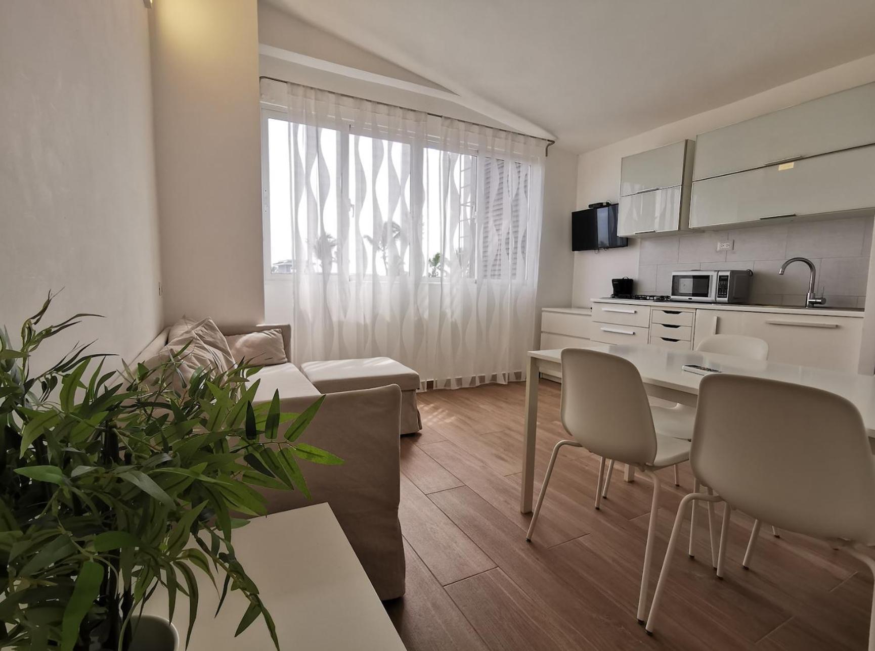 Grand Caribe Studios And Suites Playa Los Corales Aparthotel