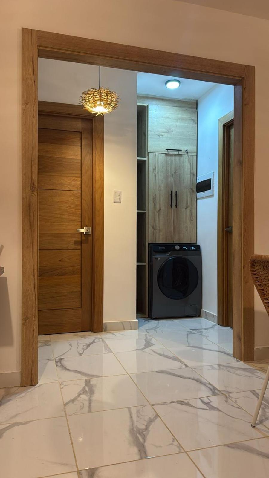 Con Piscina Privada En