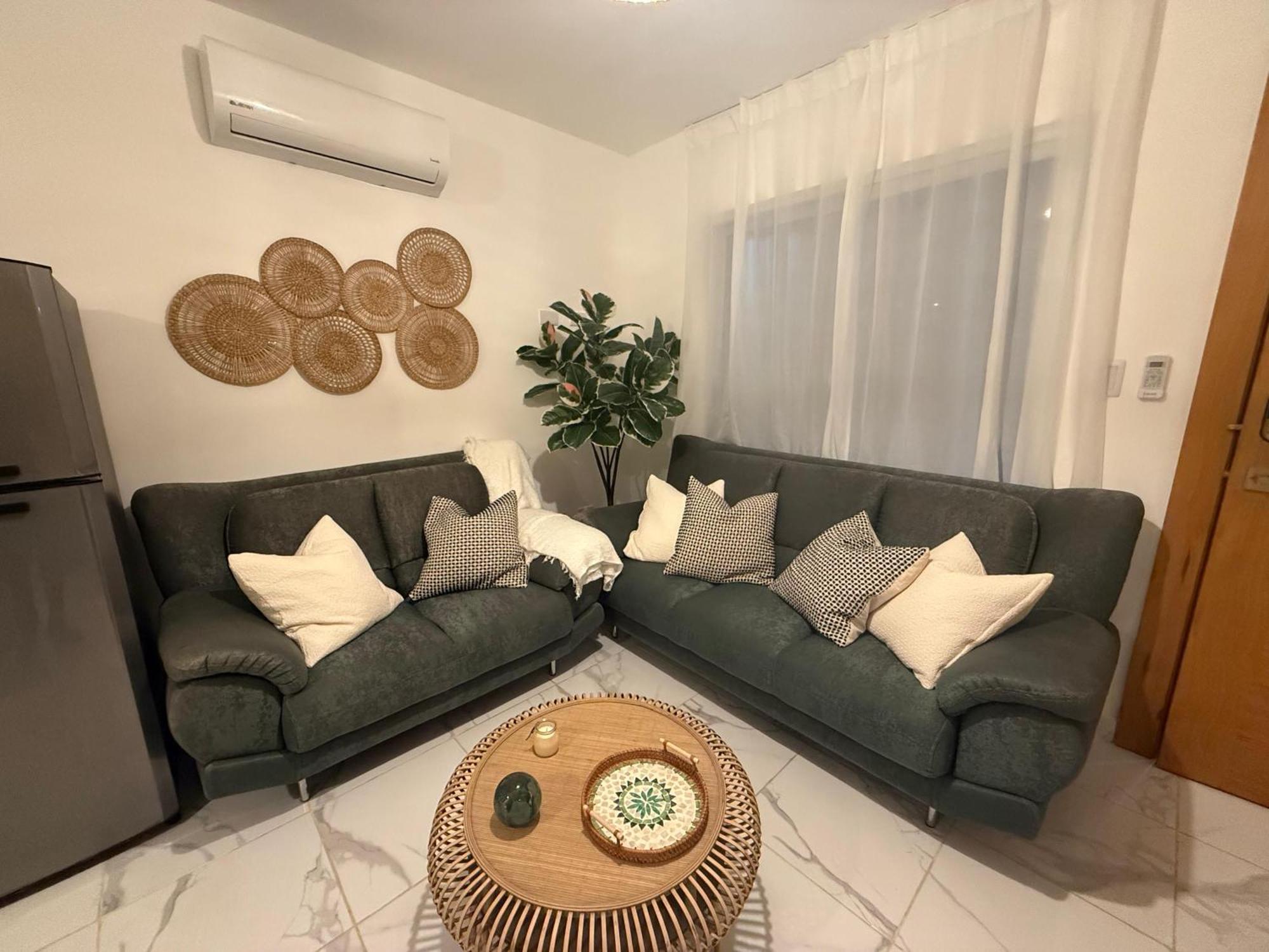Con Piscina Privada En Villa *