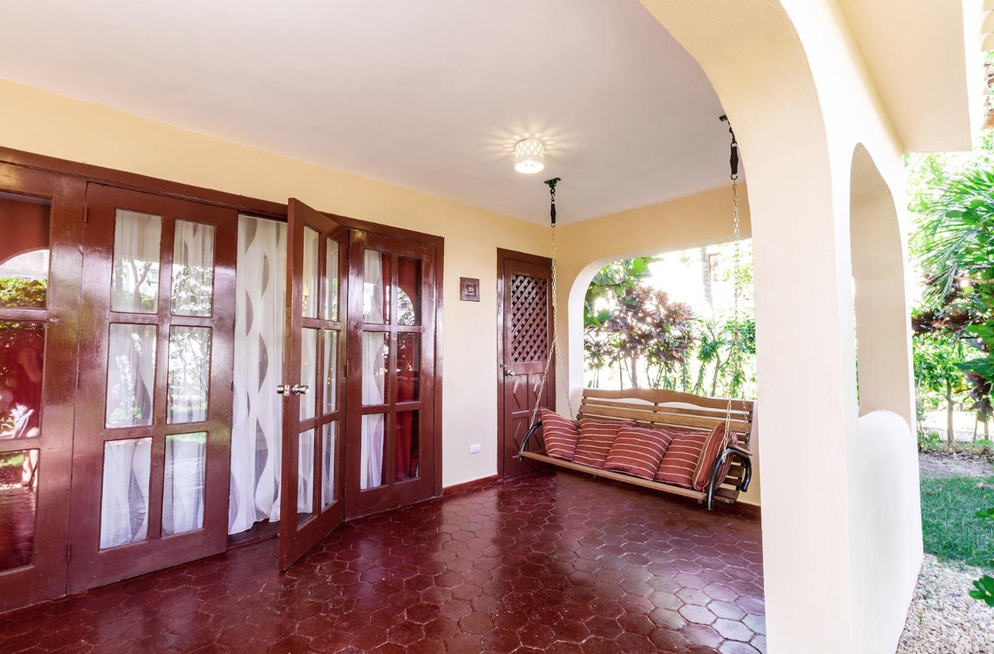 Serenara And - Playa Corales - Wifi, Club * Punta Cana