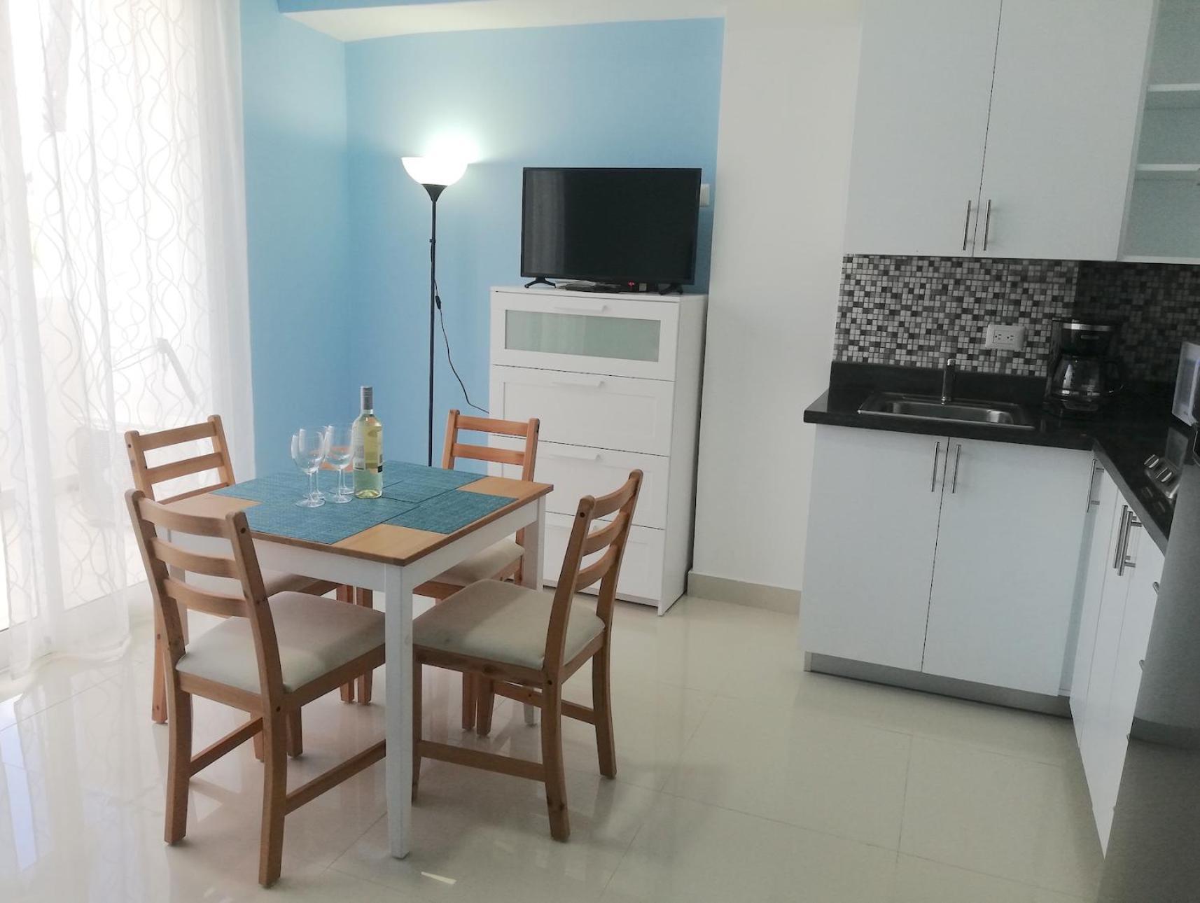 Apartahotel With View