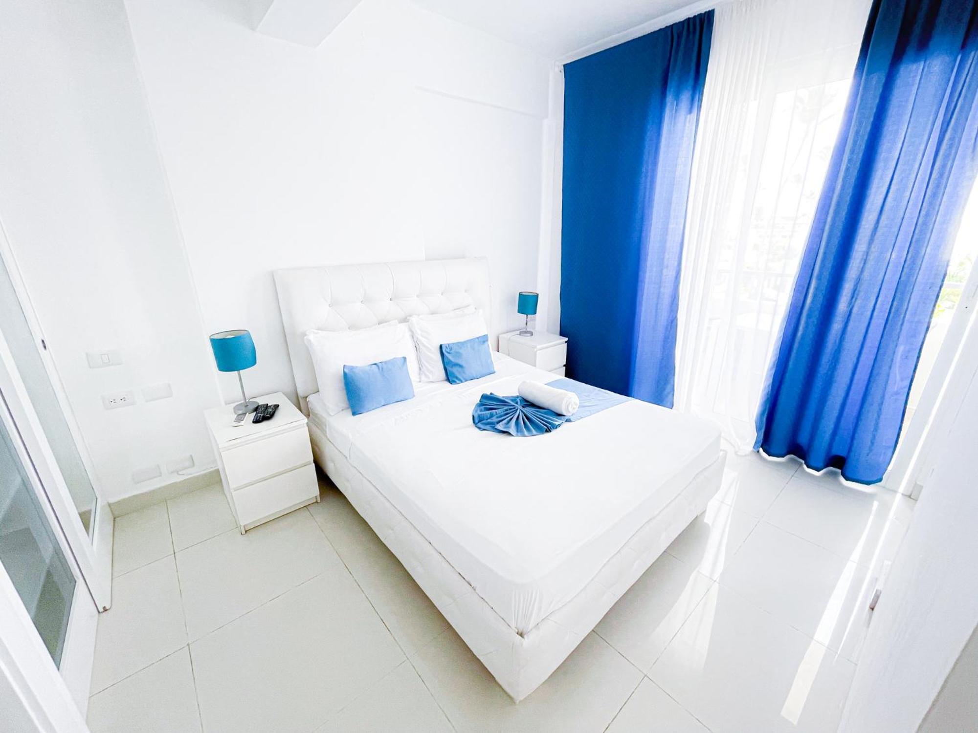Azure & Stuios Rooftop Pool Dukassi Sol Caribe Club & Hotel Punta Cana