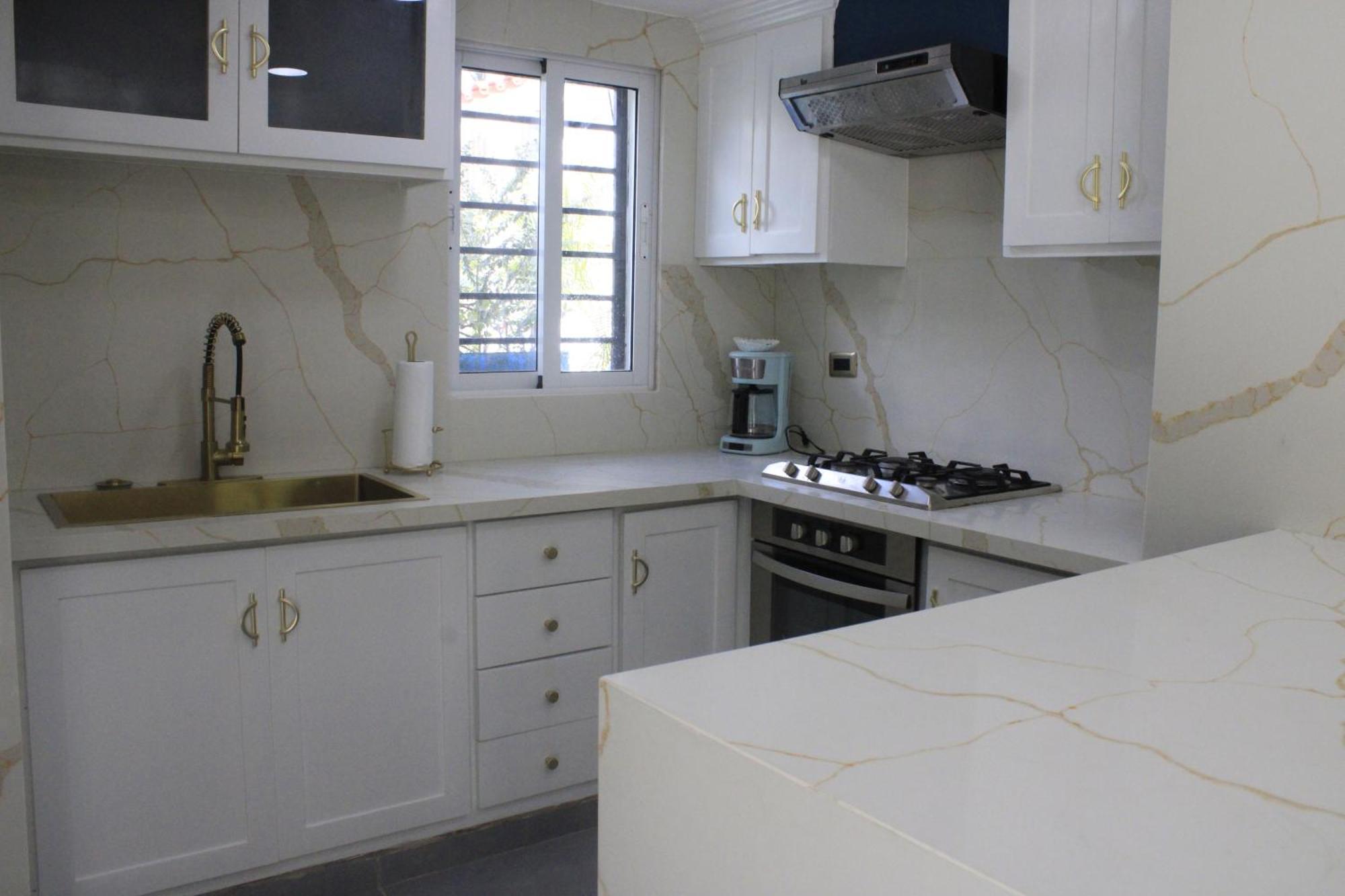 Private Pool, With Access To Club, Vsandra, 2br Apartamento *