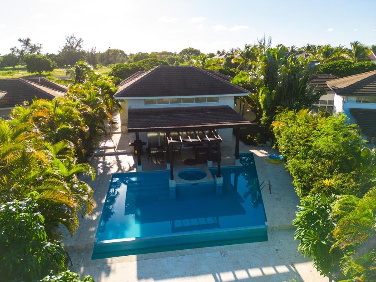 Private With Pool & Golf View Villa *