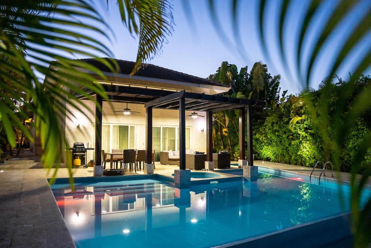 Villa Private With Pool & Golf View *