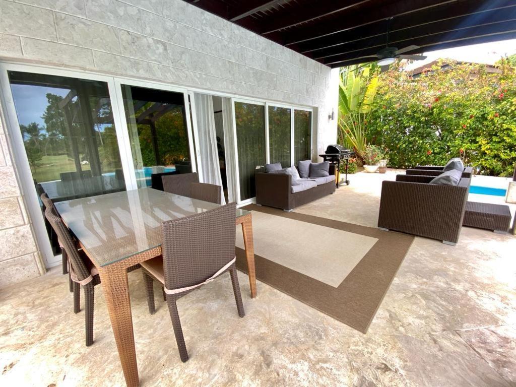 Private With Pool & Golf View Villa
