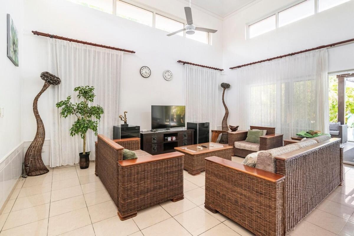 Private With Pool & Golf View Villa Punta Cana