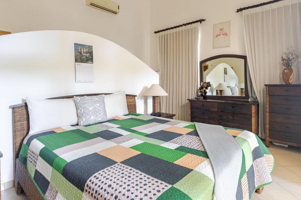 Villa Private With Pool & Golf View *