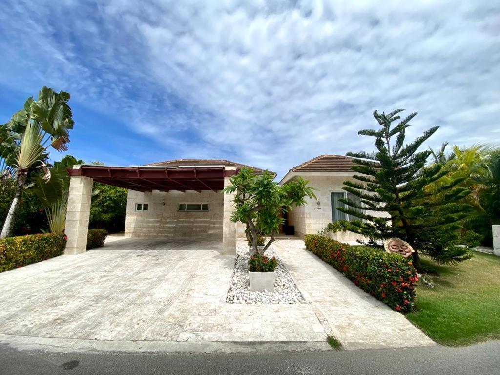Private With Pool & Golf View Villa Punta Cana