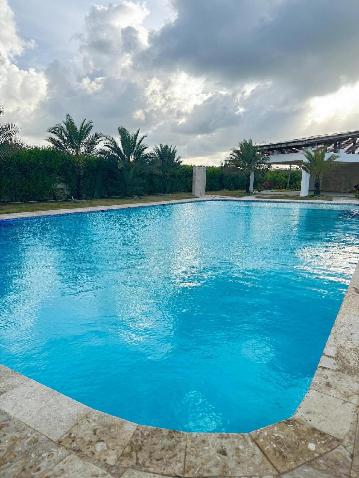 Tropical Bliss Punta Cana-10mns Walk To The Apartamento