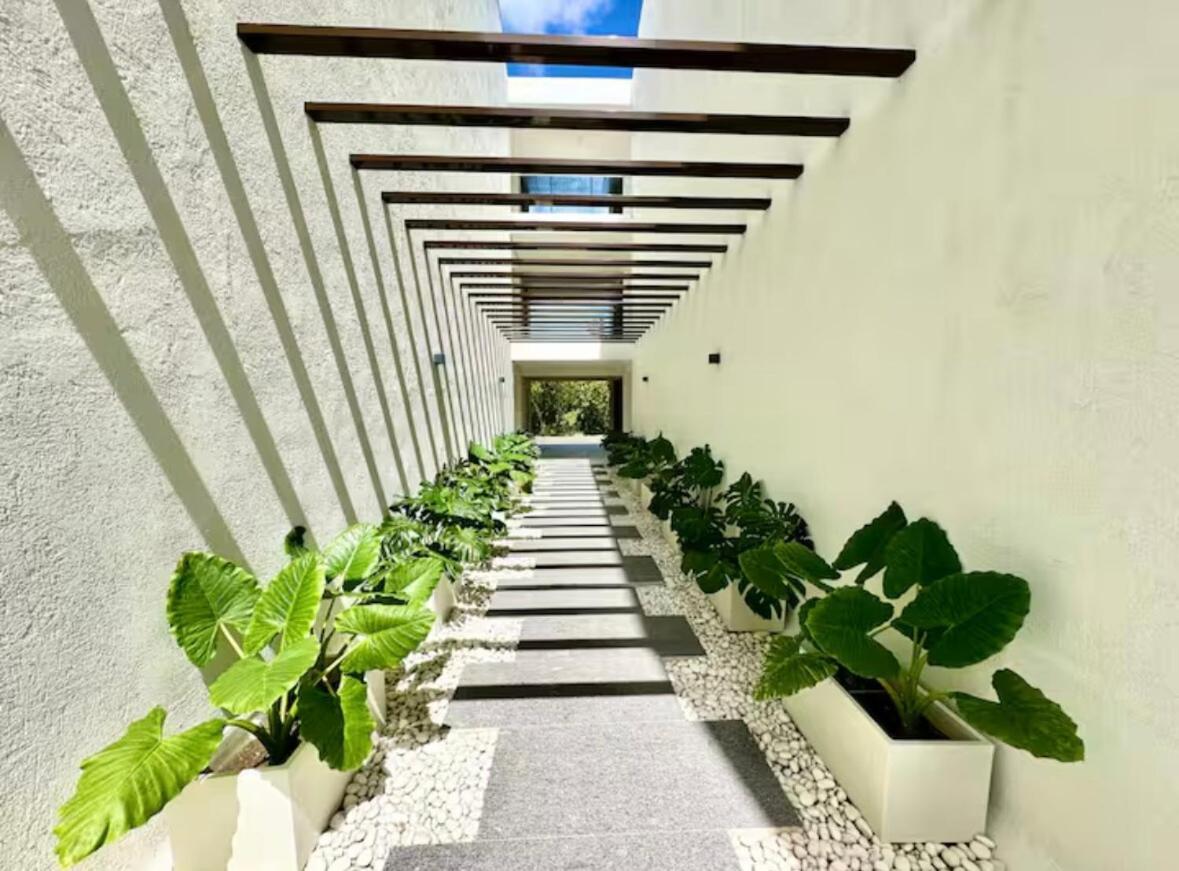 Apartment Modern 2br With Golf View, Pool Front Oasis Punta Cana