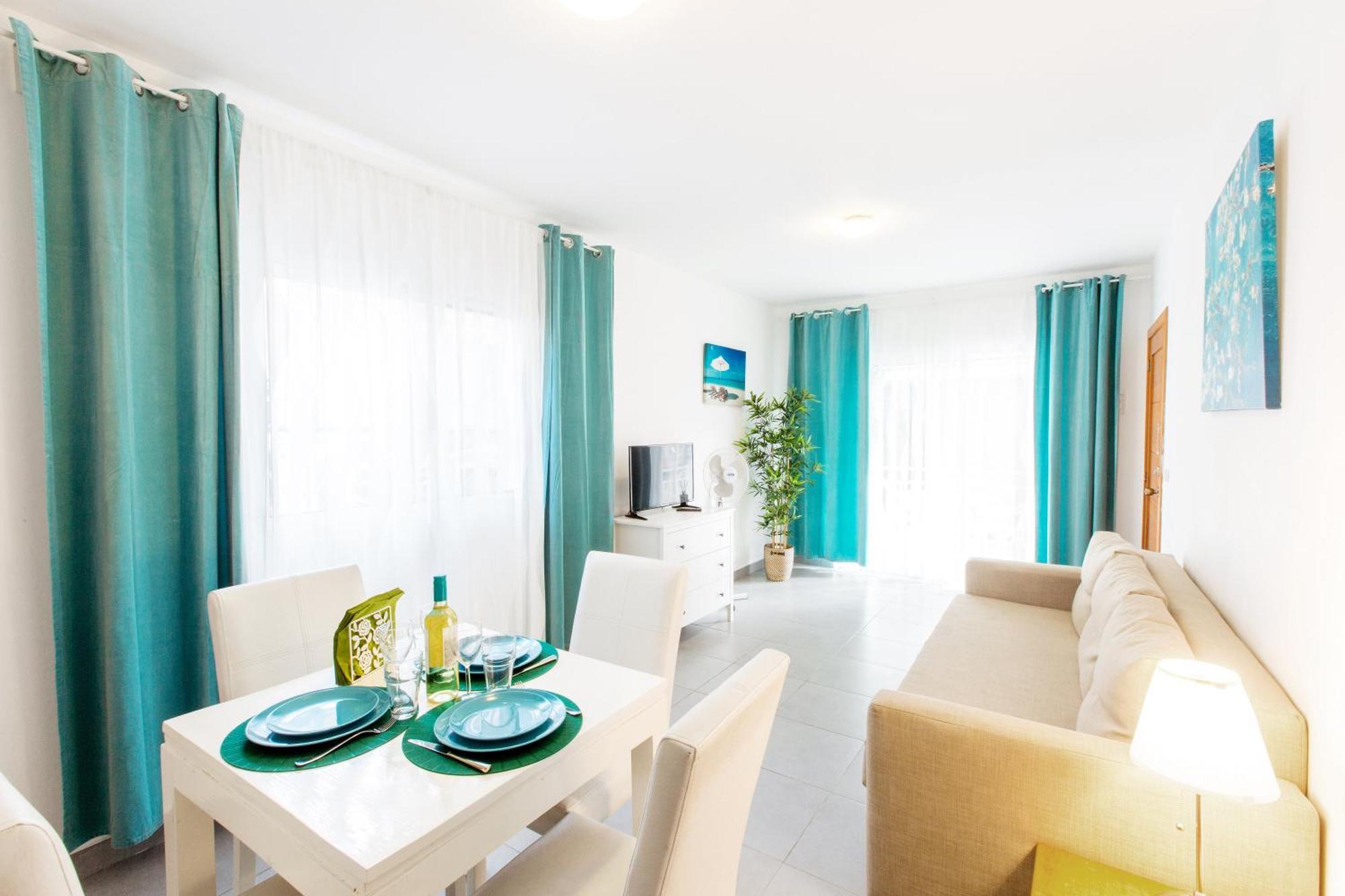 Apartahotel Sol Caribe Village 5*
