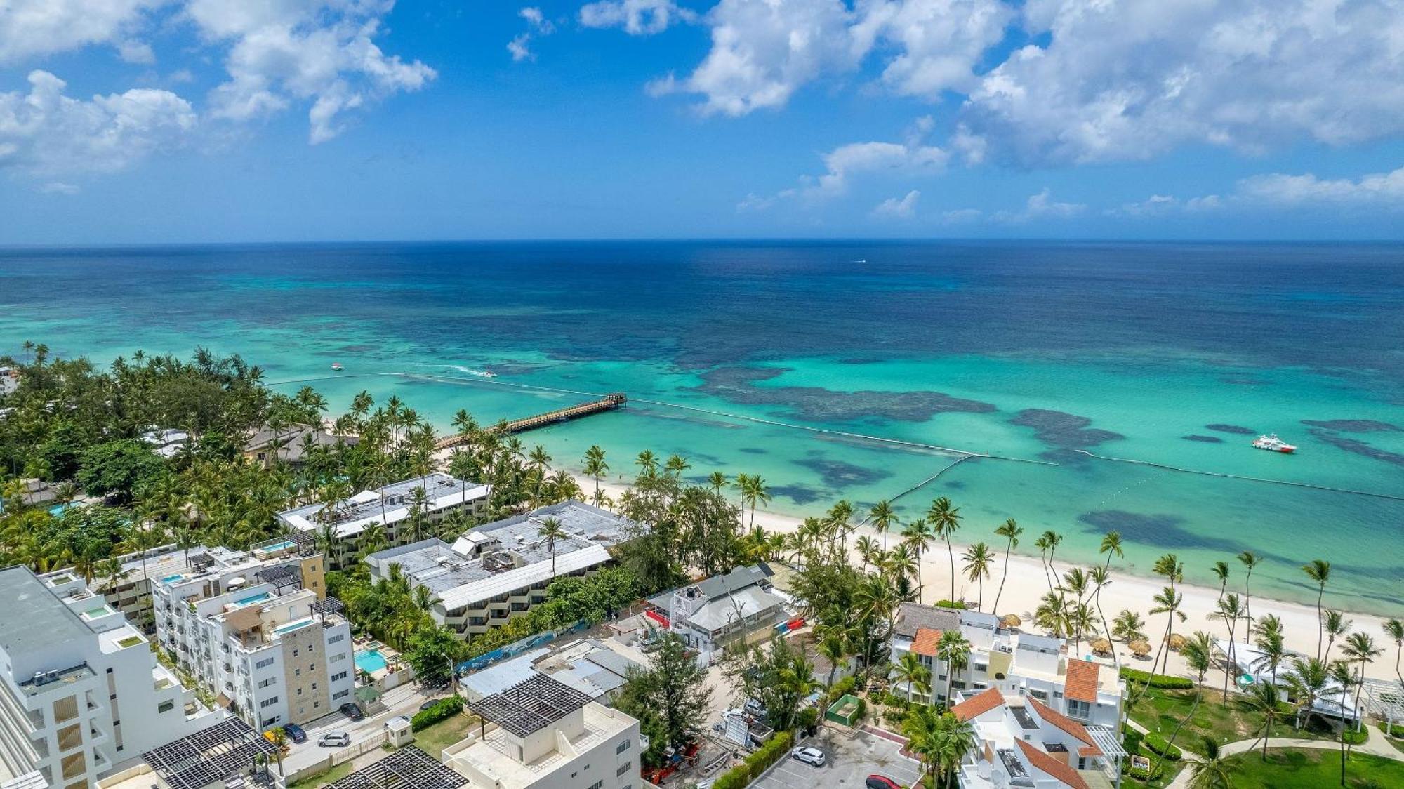 Apartamento 2bdr Access At Playa Turquesa Corales Pc Punta Cana