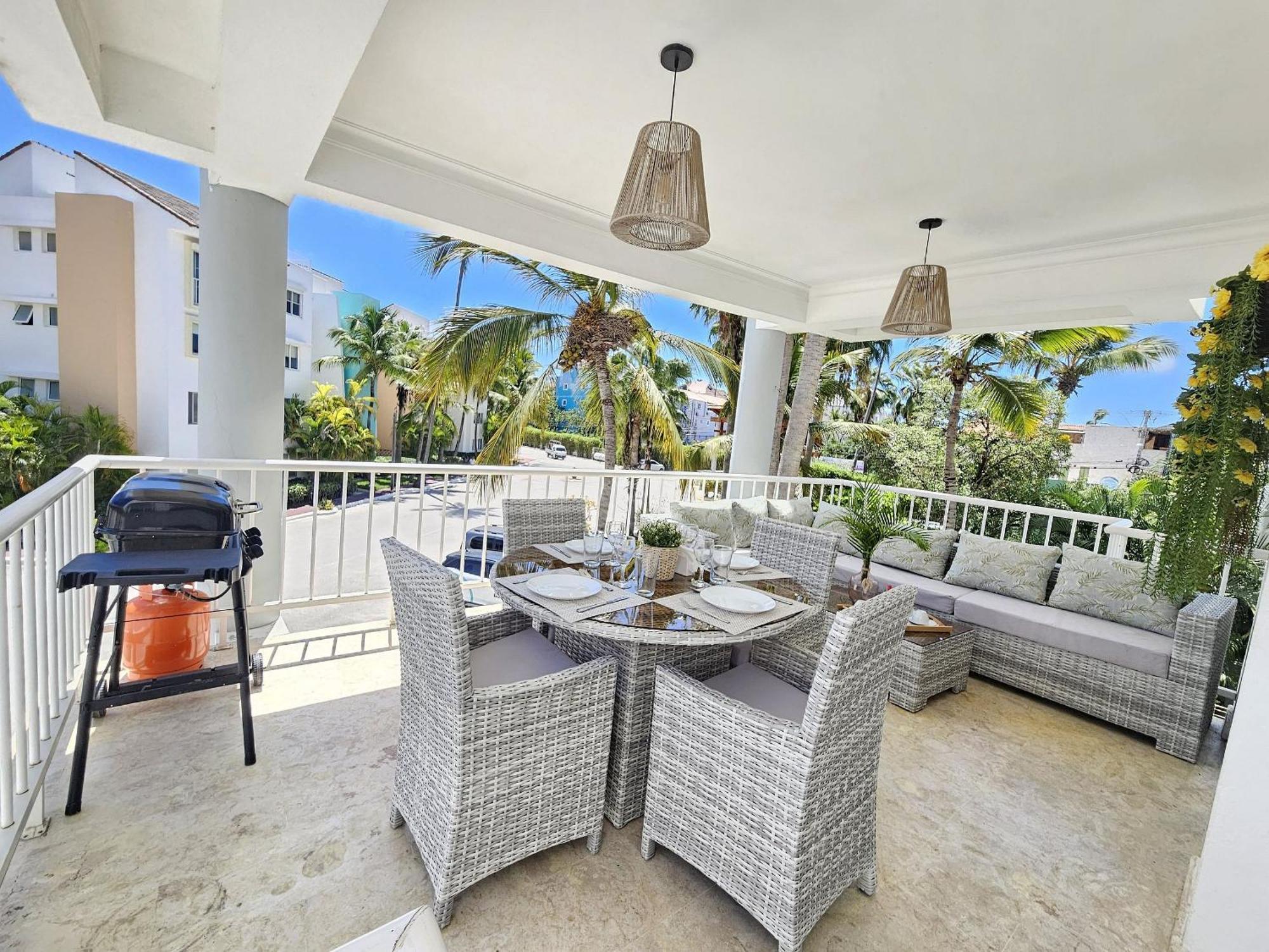 2bdr Access At Playa Turquesa Corales Pc Apartamento