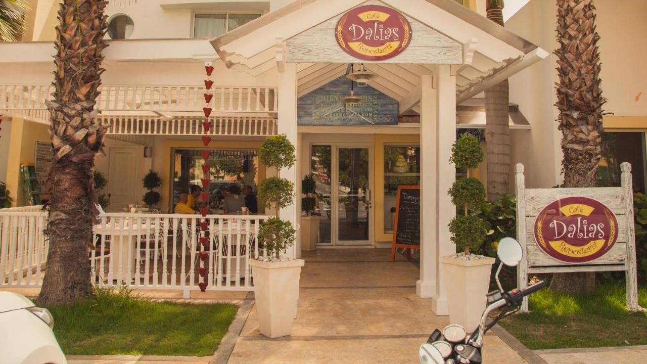 Cocotal Lake Village B102 - Golf Gated Community, Free Wi-fi Punta Cana