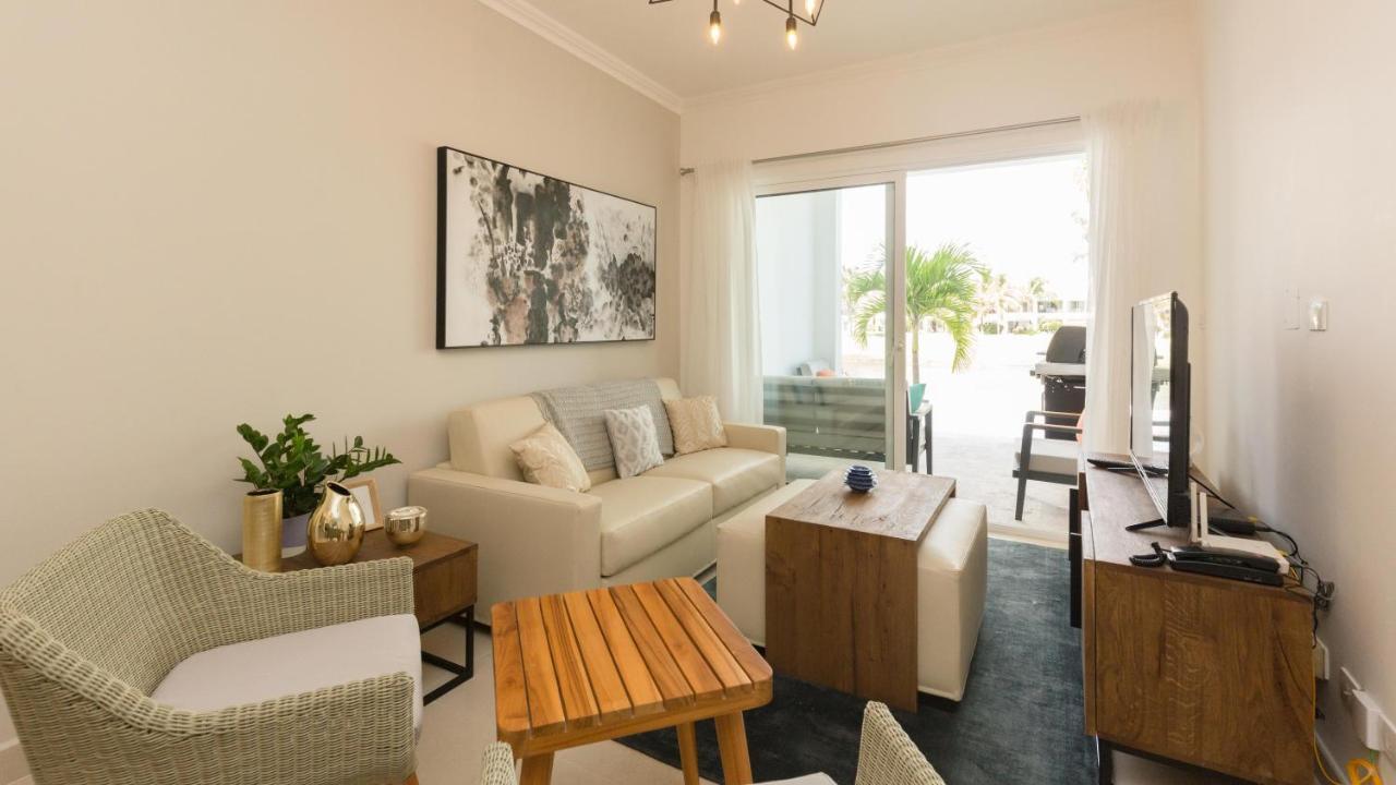 Cocotal Lake Village B102 - Golf Gated Community, Free Wi-fi Сasa de vacaciones Punta Cana