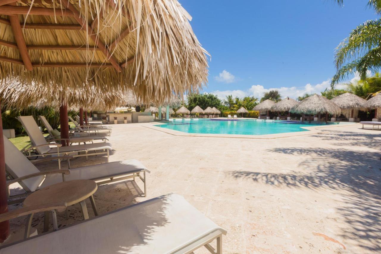 Cocotal Lake Village B102 - Golf Gated Community, Free Wi-fi Punta Cana