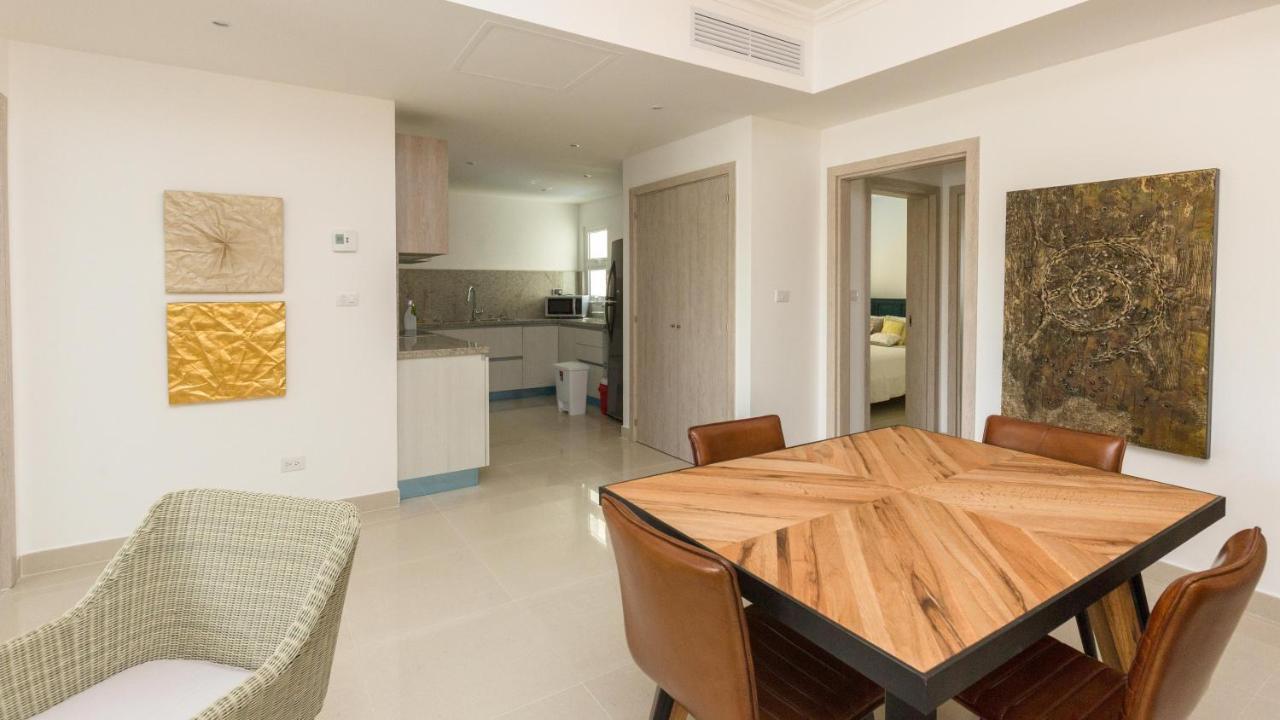 Cocotal Lake Village B102 - Golf Gated Community, Free Wi-fi Punta Cana
