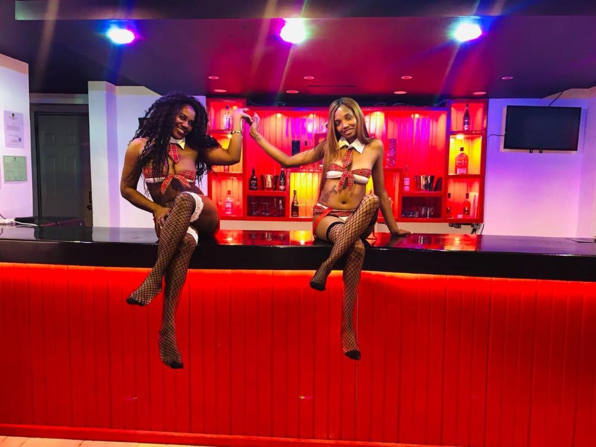 Relax Cabaret
