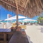 BEACH HOUSE 3 bedrooms PICKUP WIFI BBQ - Playa Los Corales