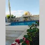 Brand New Vacation Home In Embassy Village
