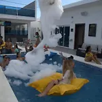 Luxury Party Villa In A Private Area