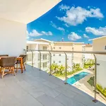 Nivia Playa Coral