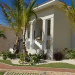 Cayena Lodge Cocotal Golf