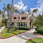 Bungalows Los Corales Beach&Spa