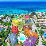 Exclusive Beachfront Apartment - H-202