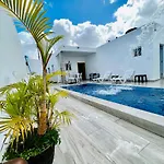 Royal King Villa