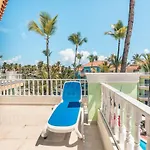 Modern Penthouse Near The Beach Long Term Deal