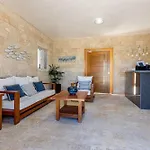 Arena Village Apt A201