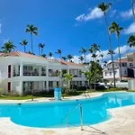 Blue Ocean Beachfront Villas & Apartments - Wifi, Pool, Bbq, Playa Los Corales