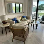 Apartamento, Cana Rock Star