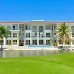 Golf & Lakeview Condo Near Beach