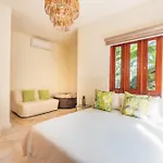Spacious House At Green Village With Picuzzi Cb