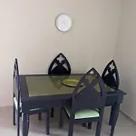 M & L Shared Apartment