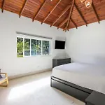 Luxury Villa On La Cana Golf Course With Pool, Jacuzzi, Cart & Maid