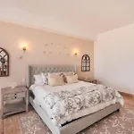 Elegant 3Br Apartment At 7Mares In Capcana