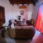 Apartamentos Essential Life Con Playa Y Piscina