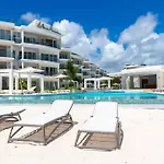 Luxurious 1Bdr Playa Coral