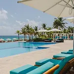 Relax Apto Pool And Golf View In Hard Rock Golf
