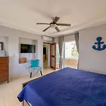 Gorgeous 1 Bedroom Ph Apartment W Jacuzzi
